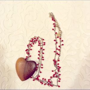 Express heart bead wood necklace